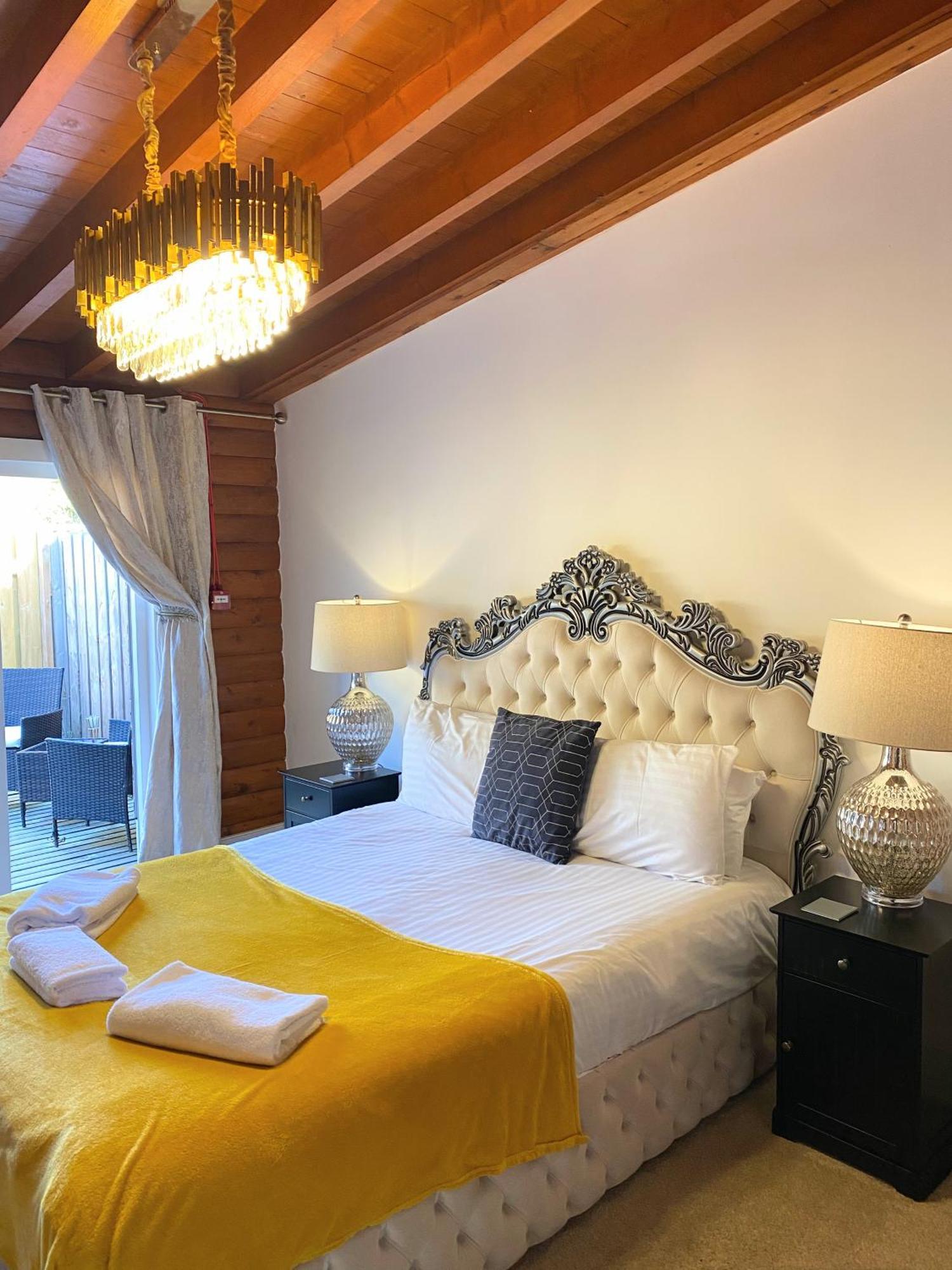 Kaoglen-Spruce-Hot Tub-Forrest Setting-Pet Friendly Villa Balnald ภายนอก รูปภาพ